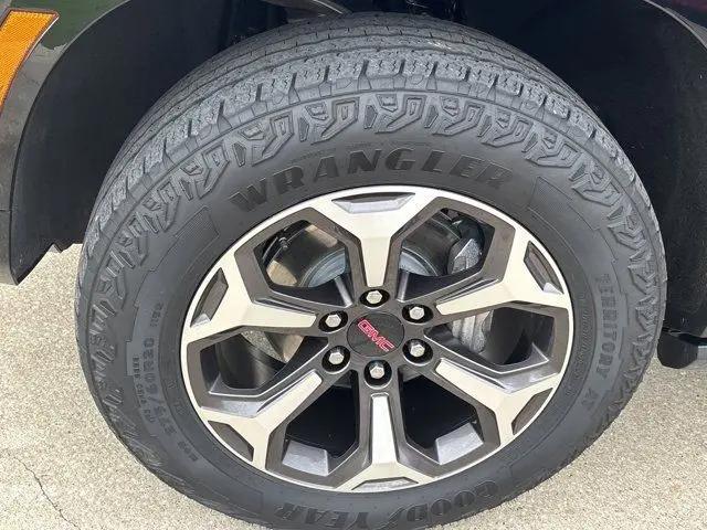 2025 GMC Yukon XL 4WD AT4 Ultimate