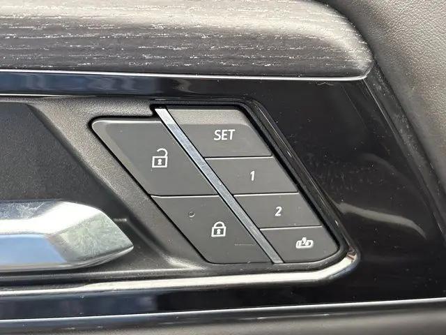 2025 GMC Yukon XL 4WD AT4 Ultimate