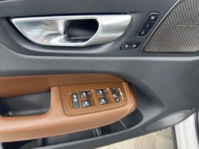2025 Volvo XC60 Plug-In Hybrid Plus, T8 AWD Electric/Gasoline, Dark