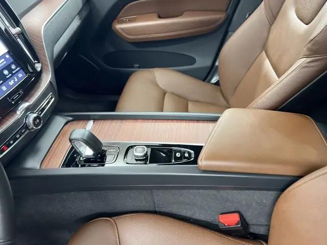 2025 Volvo XC60 Plug-In Hybrid Plus, T8 AWD Electric/Gasoline, Dark