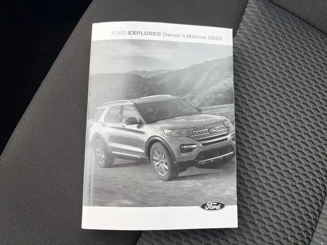 2023 Ford Explorer XLT