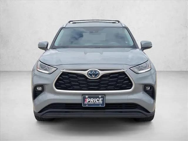 2023 Toyota Highlander Hybrid XLE Bronze