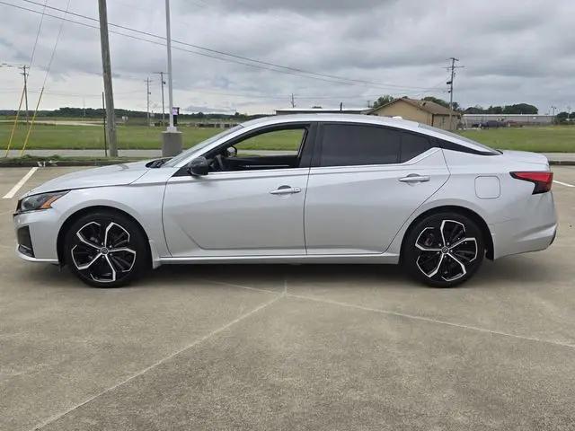 2024 Nissan Altima SR FWD