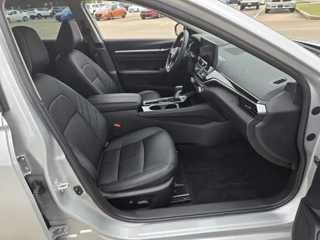 2024 Nissan Altima SR FWD