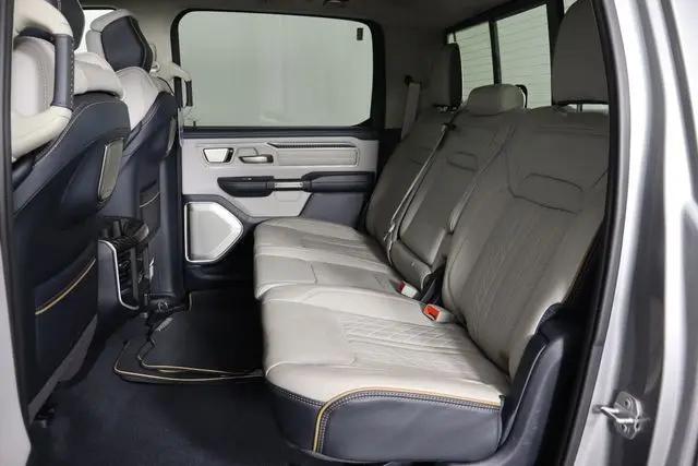 2025 Ram 1500 Tungsten Crew Cab 4x4 5'7" Box