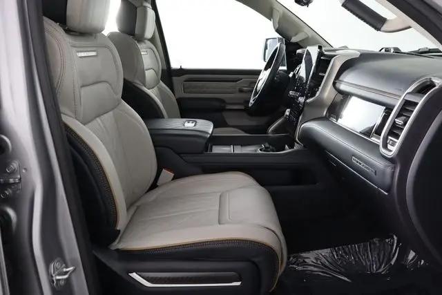 2025 Ram 1500 Tungsten Crew Cab 4x4 5'7" Box
