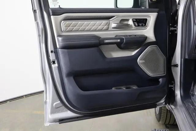 2025 Ram 1500 Tungsten Crew Cab 4x4 5'7" Box