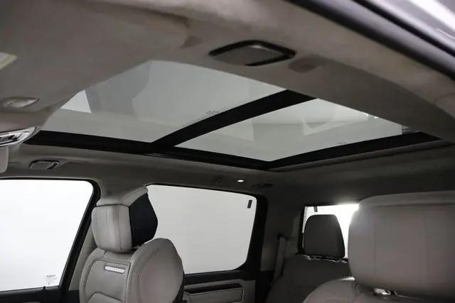 2025 Ram 1500 Tungsten Crew Cab 4x4 5'7" Box