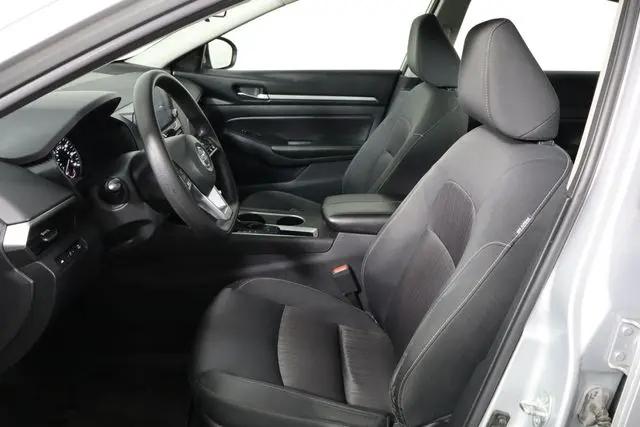2022 Nissan Altima SV FWD