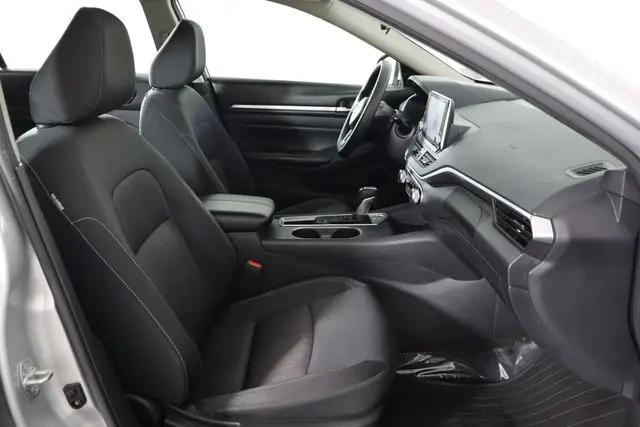 2022 Nissan Altima SV FWD