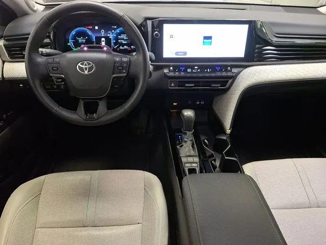 2025 Toyota Camry XLE