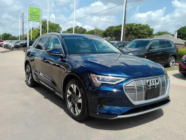 2021 Audi e-tron Premium