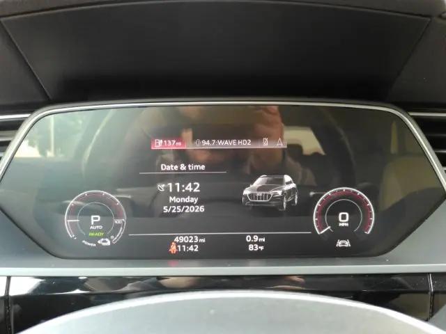 2021 Audi e-tron Premium