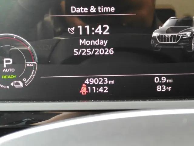 2021 Audi e-tron Premium
