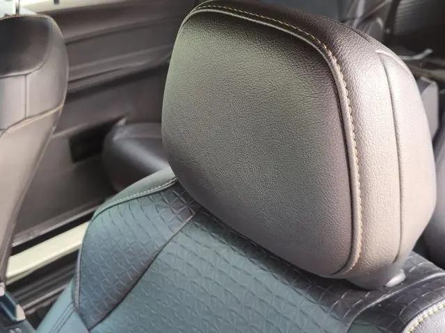 2025 Toyota Sienna Woodland Edition