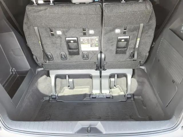 2025 Toyota Sienna Woodland Edition