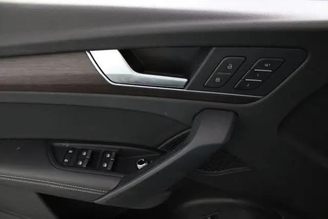2024 Audi Q5 Premium Plus 40 TFSI quattro S tronic