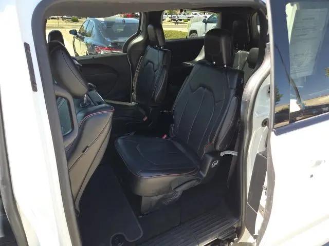 2020 Chrysler Pacifica 35th Anniversary Limited
