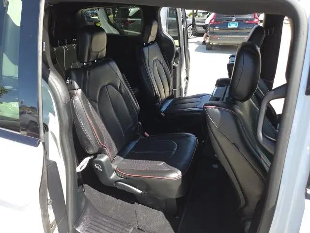 2020 Chrysler Pacifica 35th Anniversary Limited