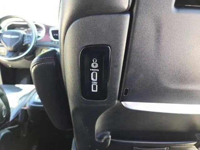 2020 Chrysler Pacifica 35th Anniversary Limited