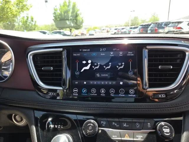 2020 Chrysler Pacifica 35th Anniversary Limited