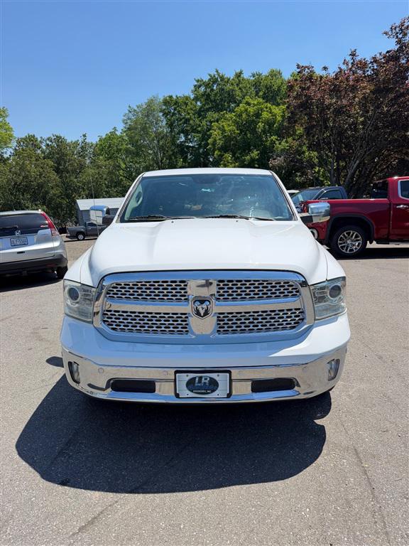 2017 Ram 1500 Laramie Crew Cab 4x4 5'7" Box