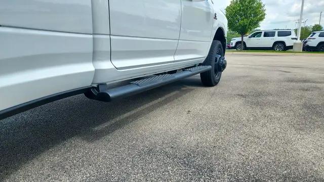 2026 Ram 3500 Tradesman Crew Cab 4x4 8' Box