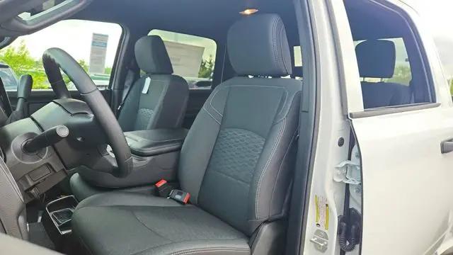 2026 Ram 3500 Tradesman Crew Cab 4x4 8' Box
