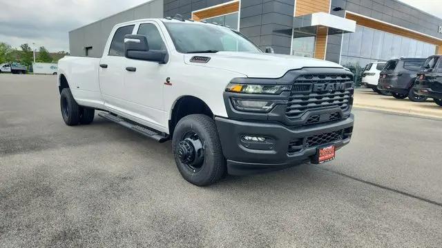 2026 Ram 3500 Tradesman Crew Cab 4x4 8' Box