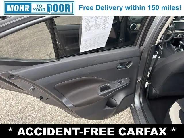 2021 Nissan Versa SV Xtronic CVT