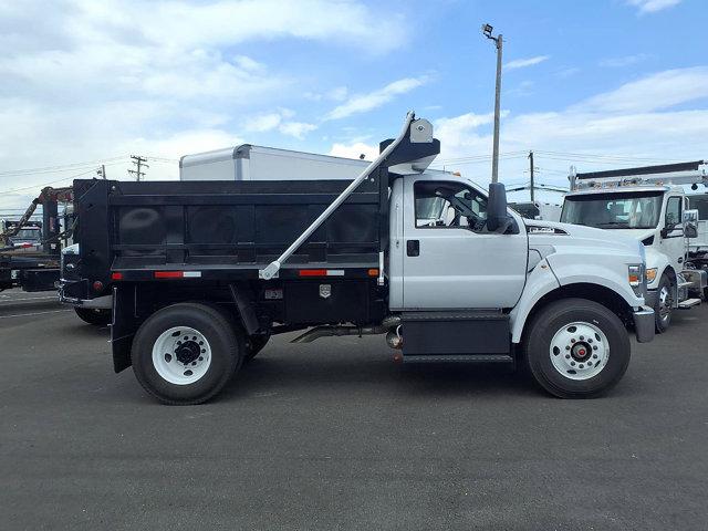 2027 Ford F-750 Unknown