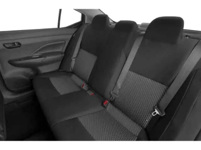 2021 Nissan Versa SV Xtronic CVT