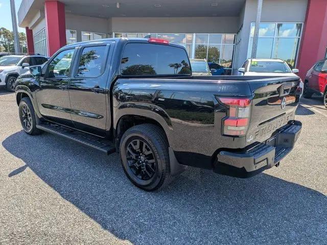 2023 Nissan Frontier Crew Cab SV 4x2