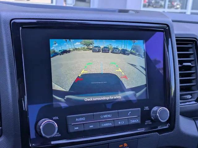 2023 Nissan Frontier Crew Cab SV 4x2