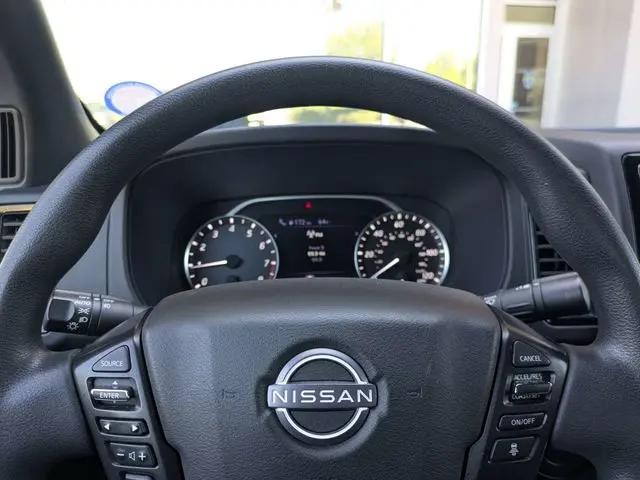 2023 Nissan Frontier Crew Cab SV 4x2