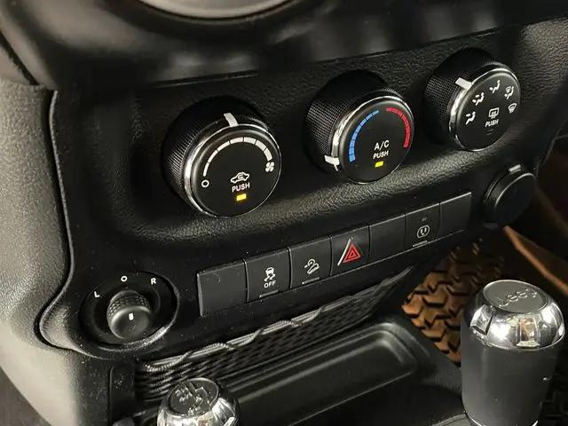 2013 Jeep Wrangler Sahara