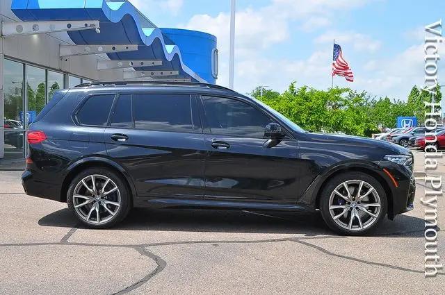 2020 BMW X7 M50i