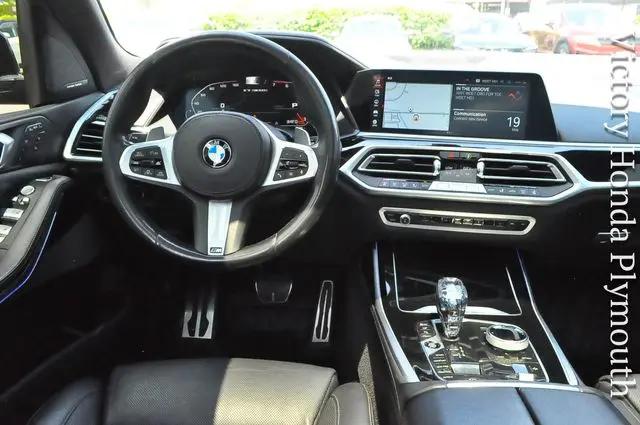 2020 BMW X7 M50i