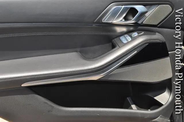 2020 BMW X7 M50i