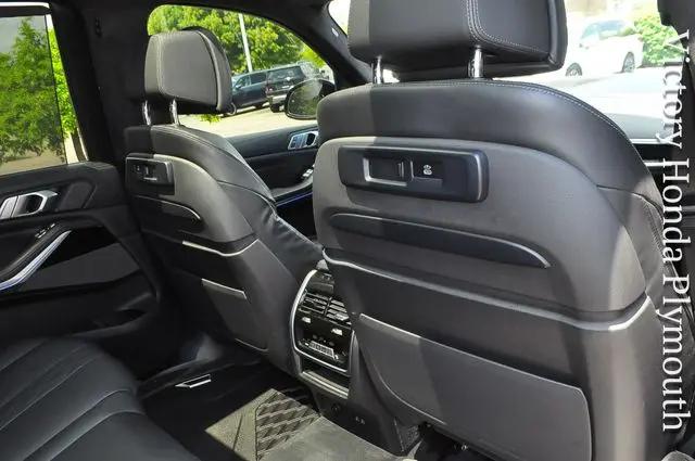 2020 BMW X7 M50i