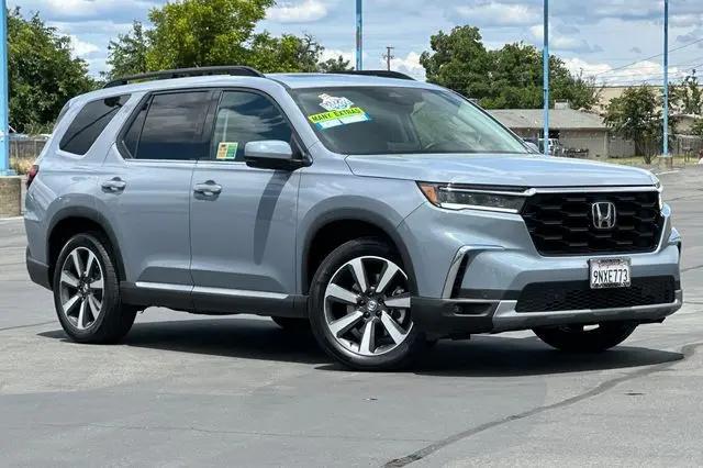 2025 Honda Pilot Touring