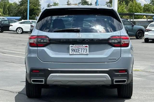 2025 Honda Pilot Touring