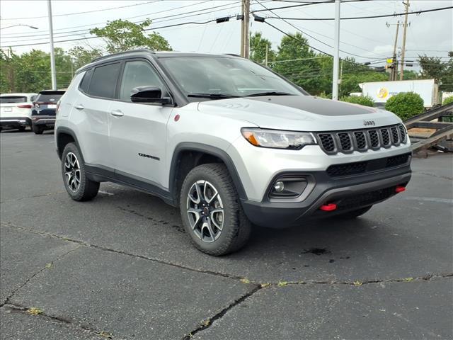 2025 Jeep Compass Trailhawk 4x4