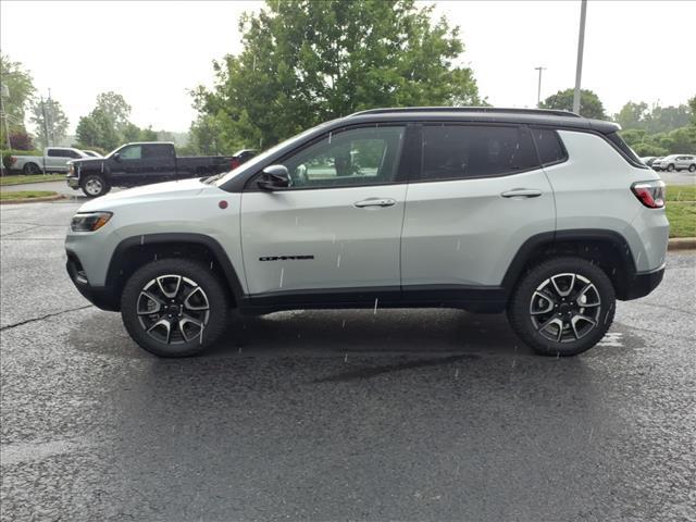 2025 Jeep Compass Trailhawk 4x4