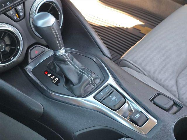 2021 Chevrolet Camaro RWD Coupe 2LT