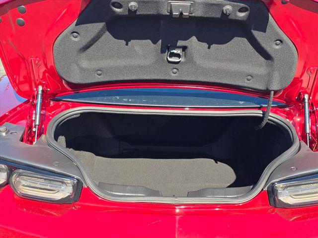 2021 Chevrolet Camaro RWD Coupe 2LT