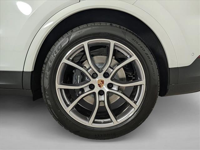 2026 Porsche Cayenne AWD
