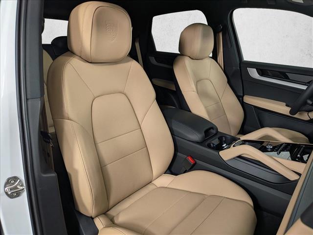 2026 Porsche Cayenne AWD