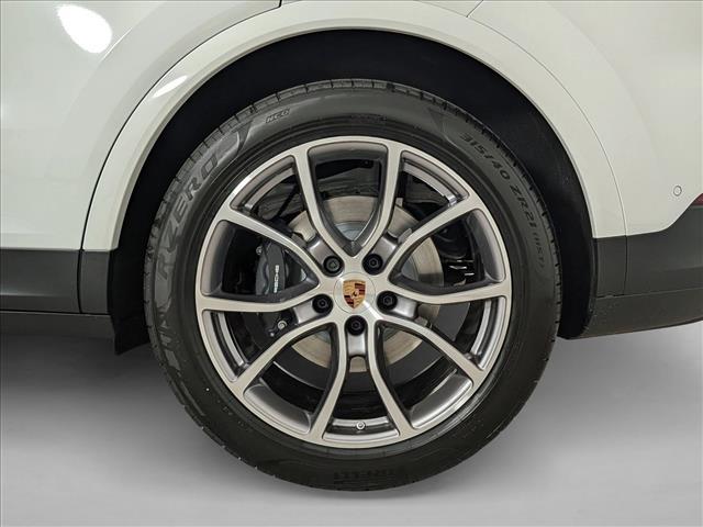 2026 Porsche Cayenne AWD