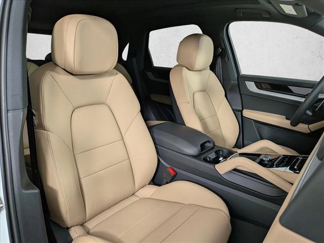 2026 Porsche Cayenne AWD
